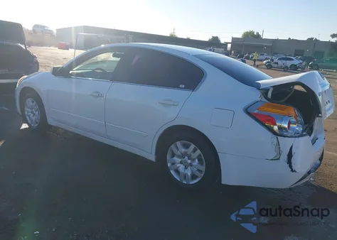 2011 Nissan Altima 2.5 S z USA, uszkodzony, nr VIN 1N4AL2AP2BN435875